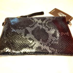 Snake Stamp Italian Leather Clutch-Black